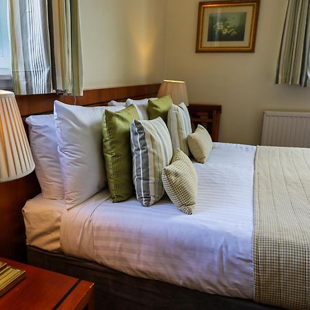 Loans Highgrove House Hotel מראה חיצוני תמונה