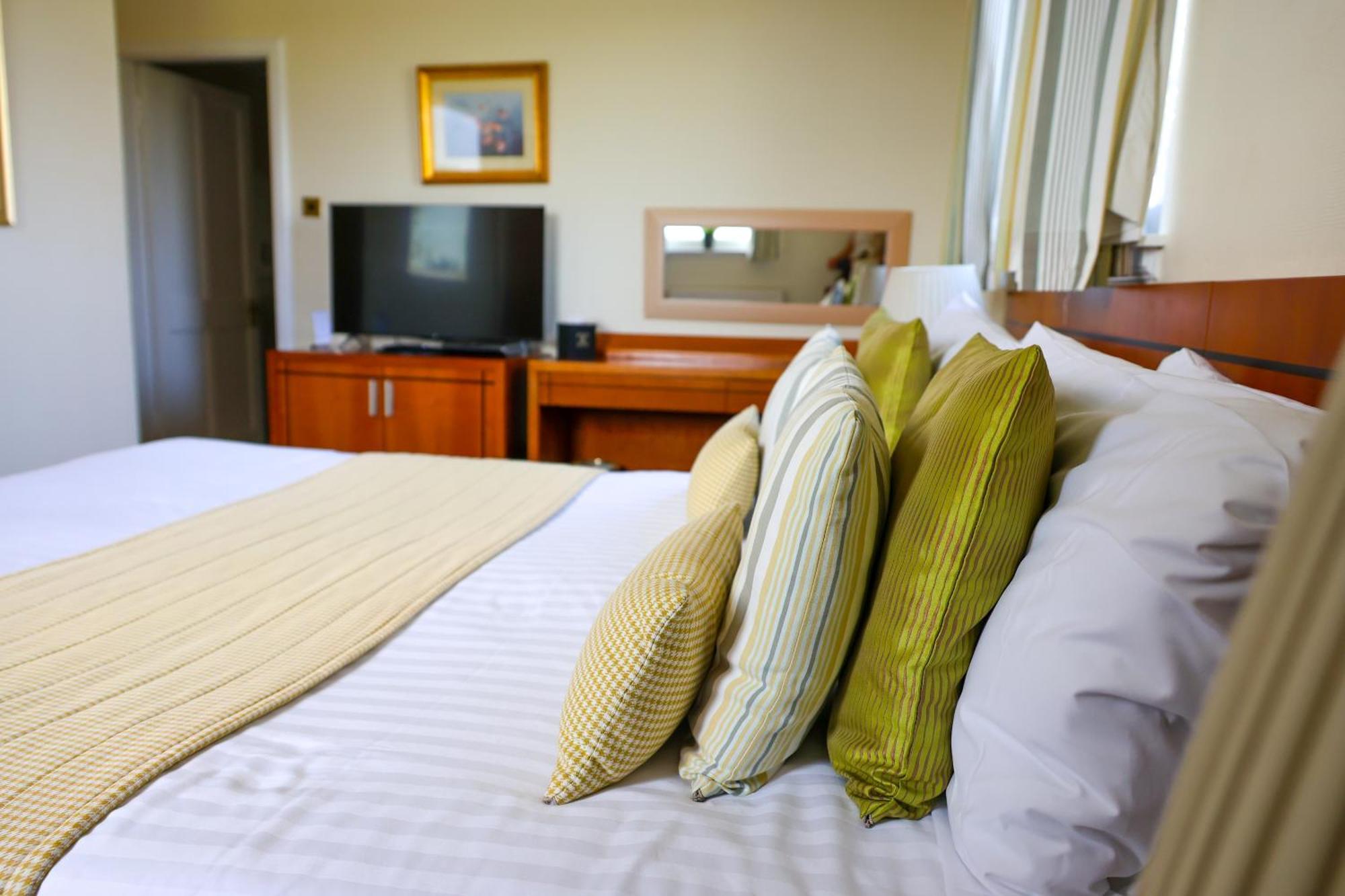 Loans Highgrove House Hotel מראה חיצוני תמונה