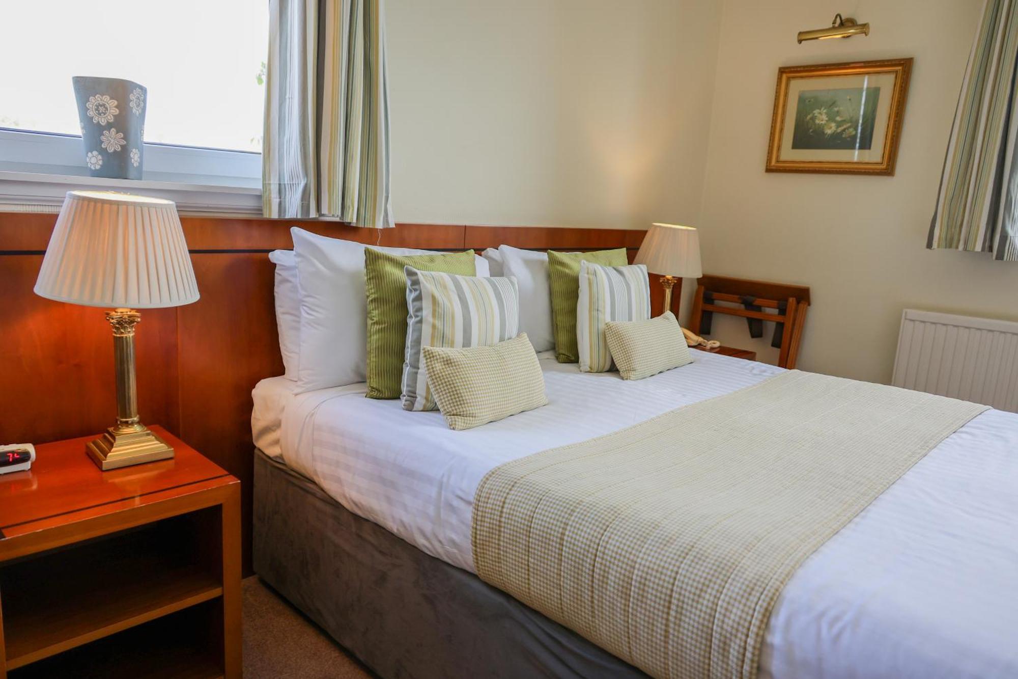 Loans Highgrove House Hotel מראה חיצוני תמונה